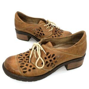 Dromedaris Oxford Laser Cut Chunky Shoes Kaya Leather Women's 37 | 7M US